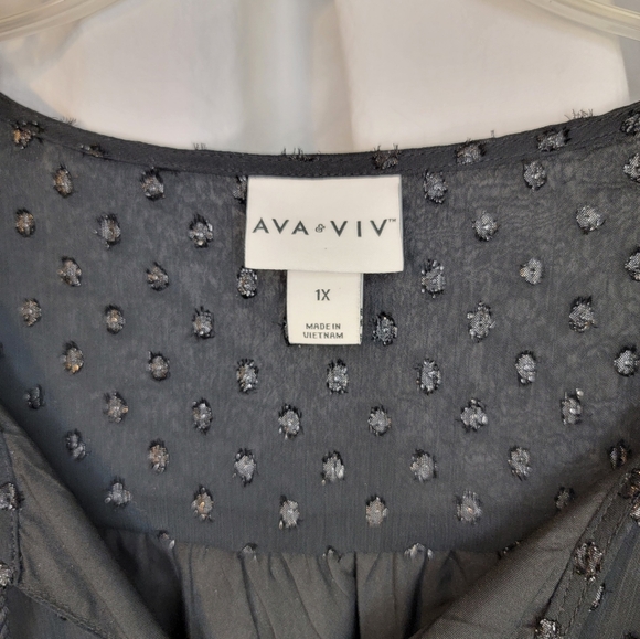 Ava & Viv Sparkling Dot Black Tie Front Relaxed Blouse - Picture 6 of 10